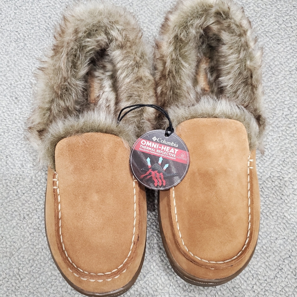 Columbia moccassin slippers